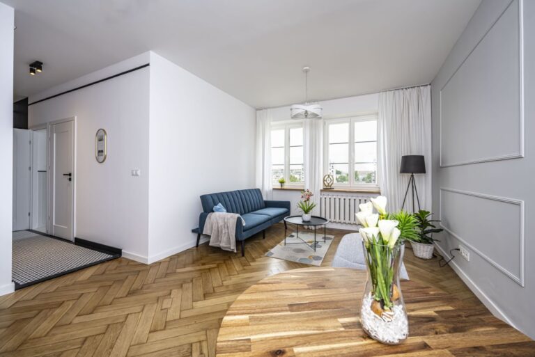 Tenement house - 2 rooms after renovation