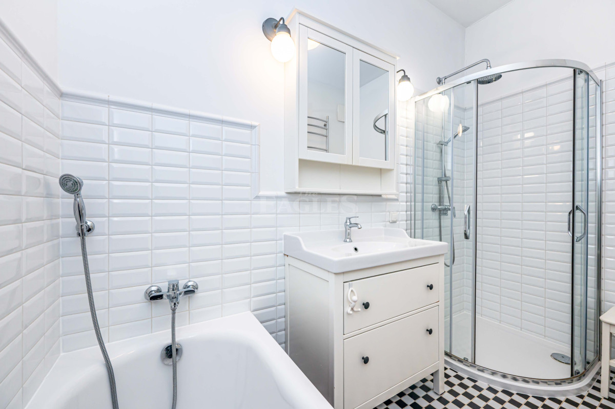 3 pokoje – Miasteczko Wilanów