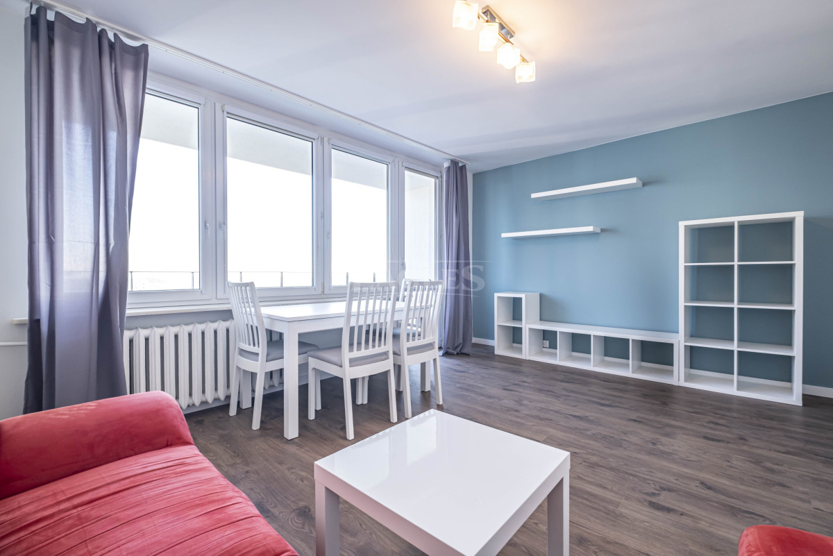 Żoliborz – 2 pokoje z oddzielną kuchnią