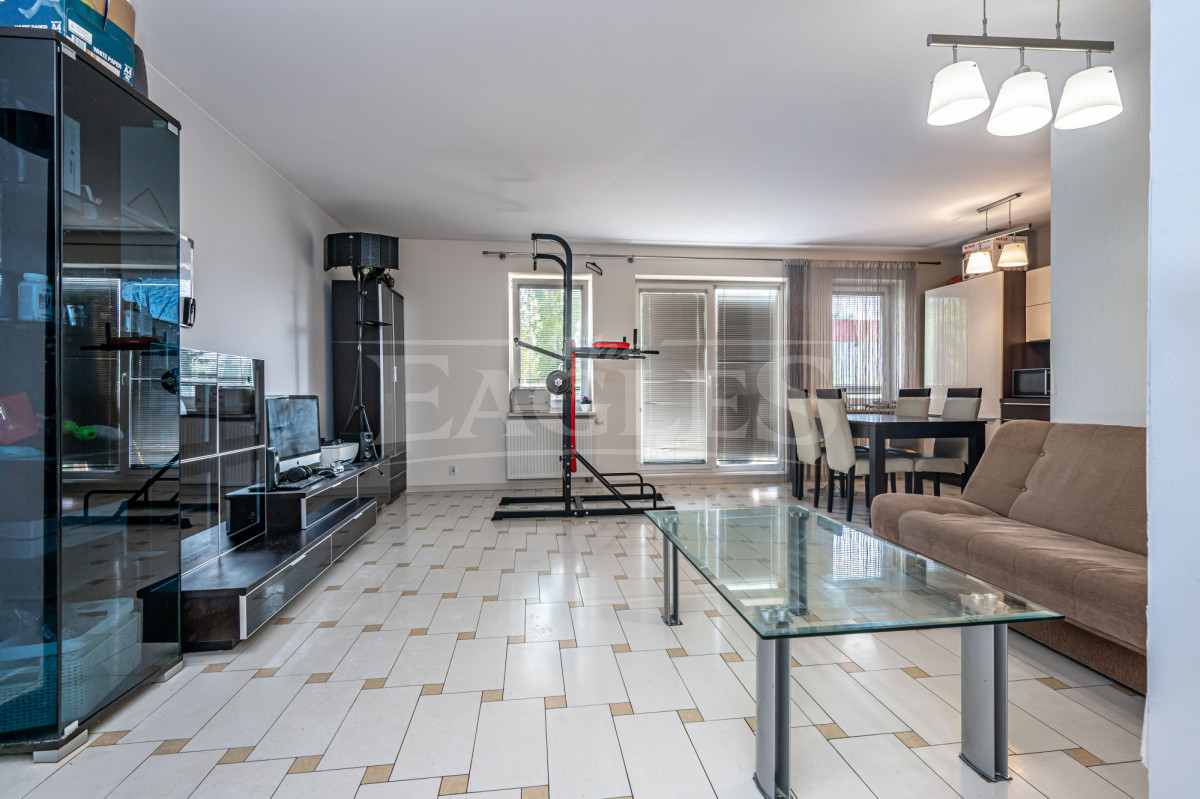 Przestronne 3-pokojowe mieszkanie 80 m² z garażem