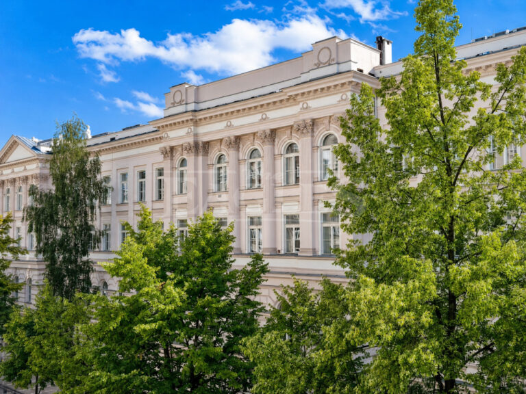 Piękny apartament w zabytkowej kamienicy