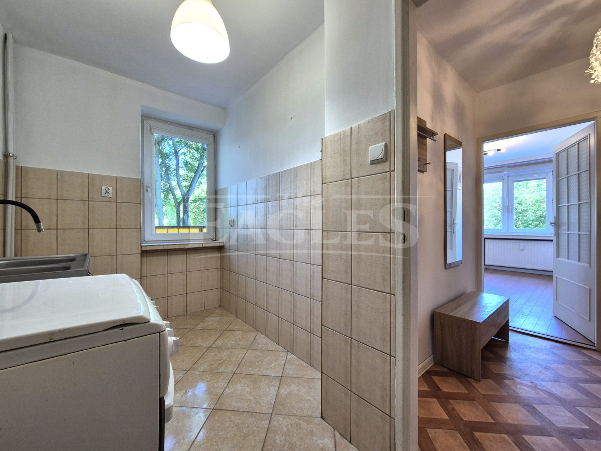 Sprzedaż-2 pokoje/ 42,50 m² z balkonem/Grochów