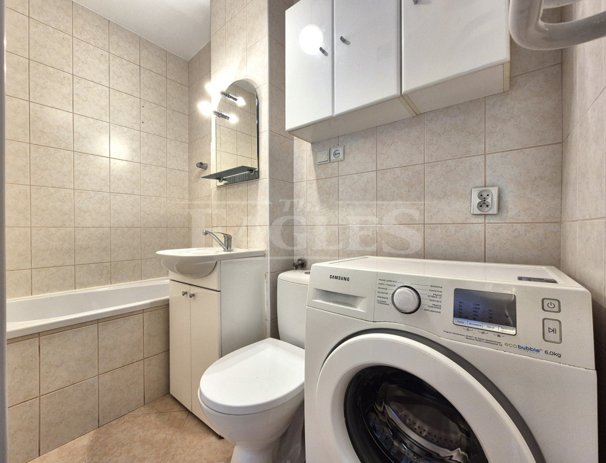 Sprzedaż-2 pokoje/ 42,50 m² z balkonem/Grochów